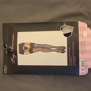 Leg Avenue 2 pc Spandex Sheer Garterbelt